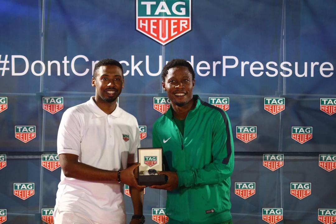 TAG Heuer #DontCrackUnderPressure