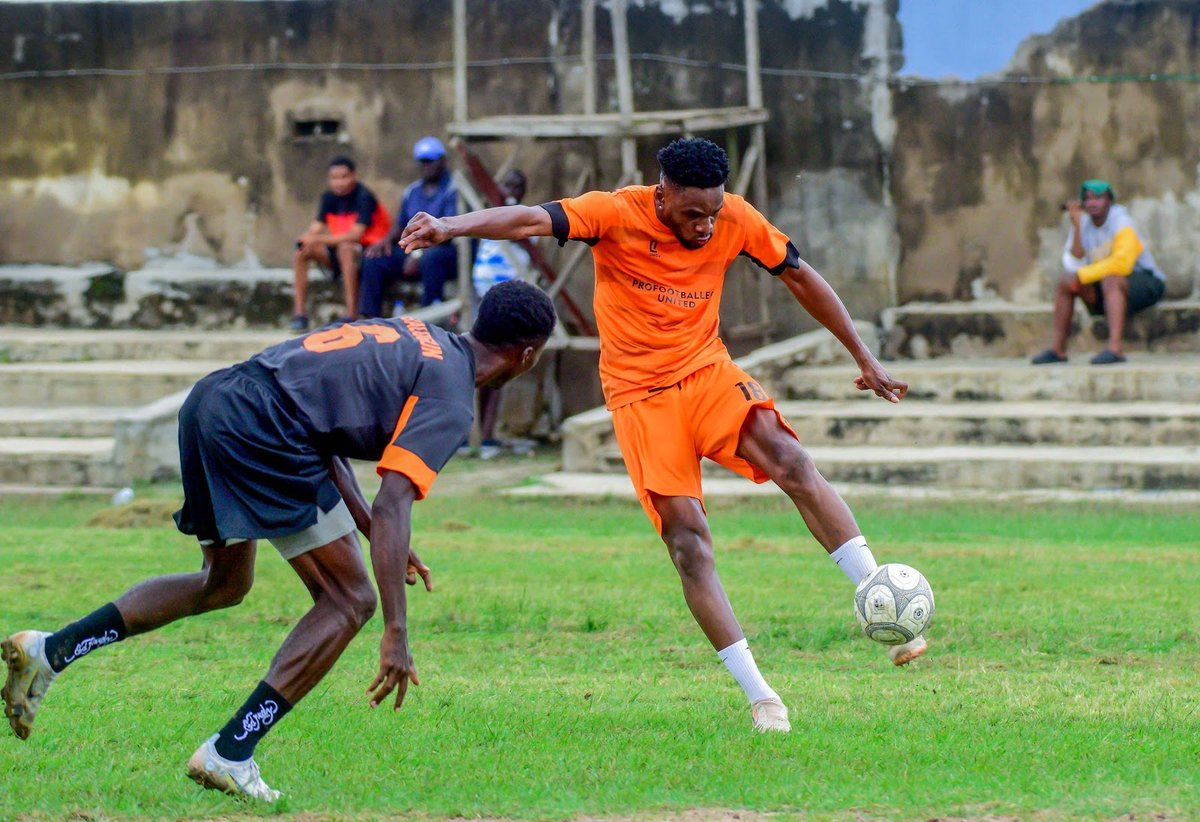 Pro Footballers United – Duel